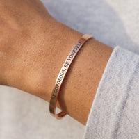 Thumbnail for Bangle — close-up van de details, rosé goud | SKU: bgby-rg