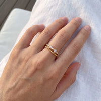 Thumbnail for Bague dorée — photo portée, taille réelle, or | SKU: lepapillon