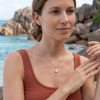 Thumbnail for Collier zircon — photo portée en escapade, argent | SKU: 505415-white