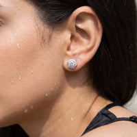 Thumbnail for Glitter oorbellen — close-up van de details, zilver | SKU: 30876249
