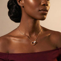 Thumbnail for Ketting met Verstrengelde Ringen en Kristal