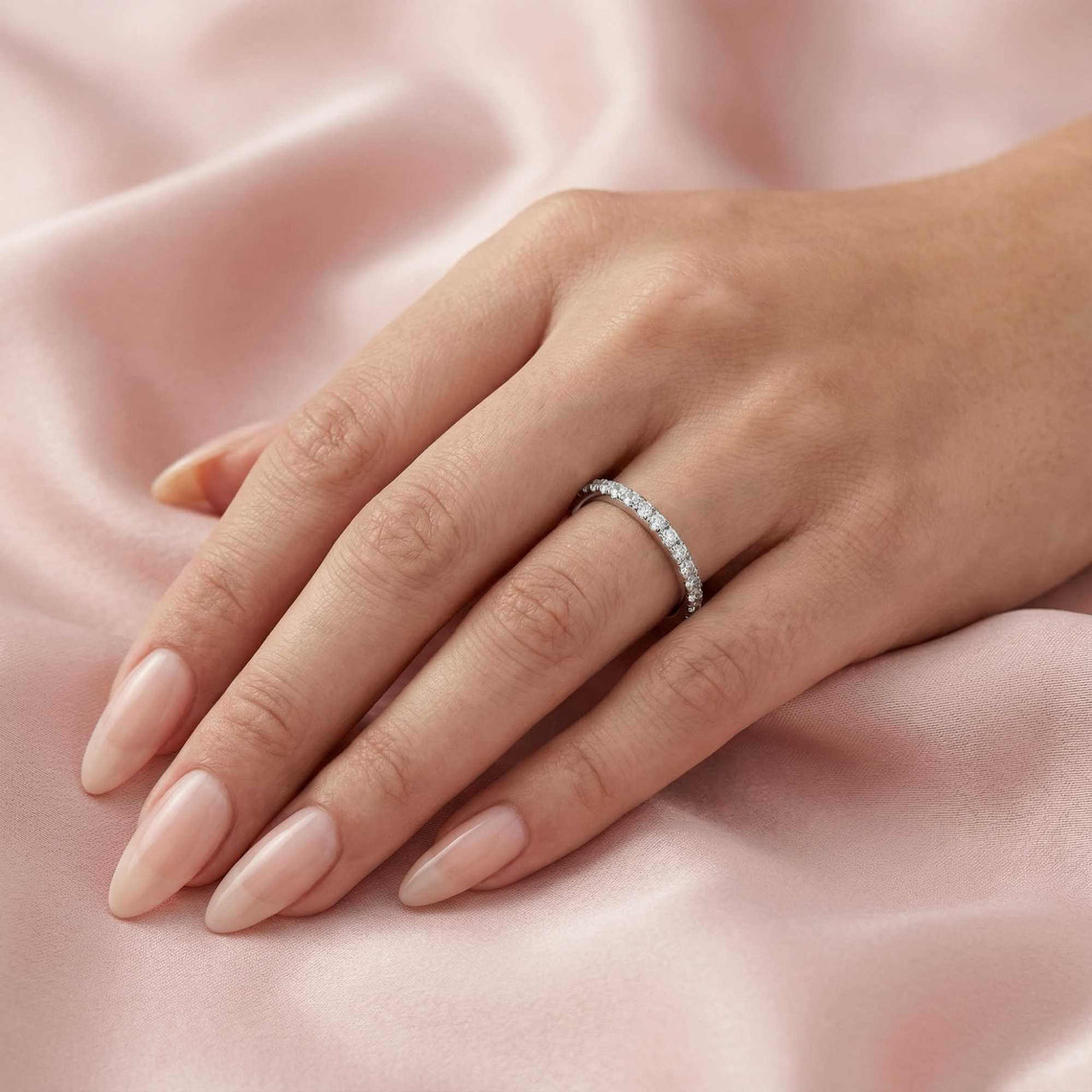 Ring Elegance met kristallen