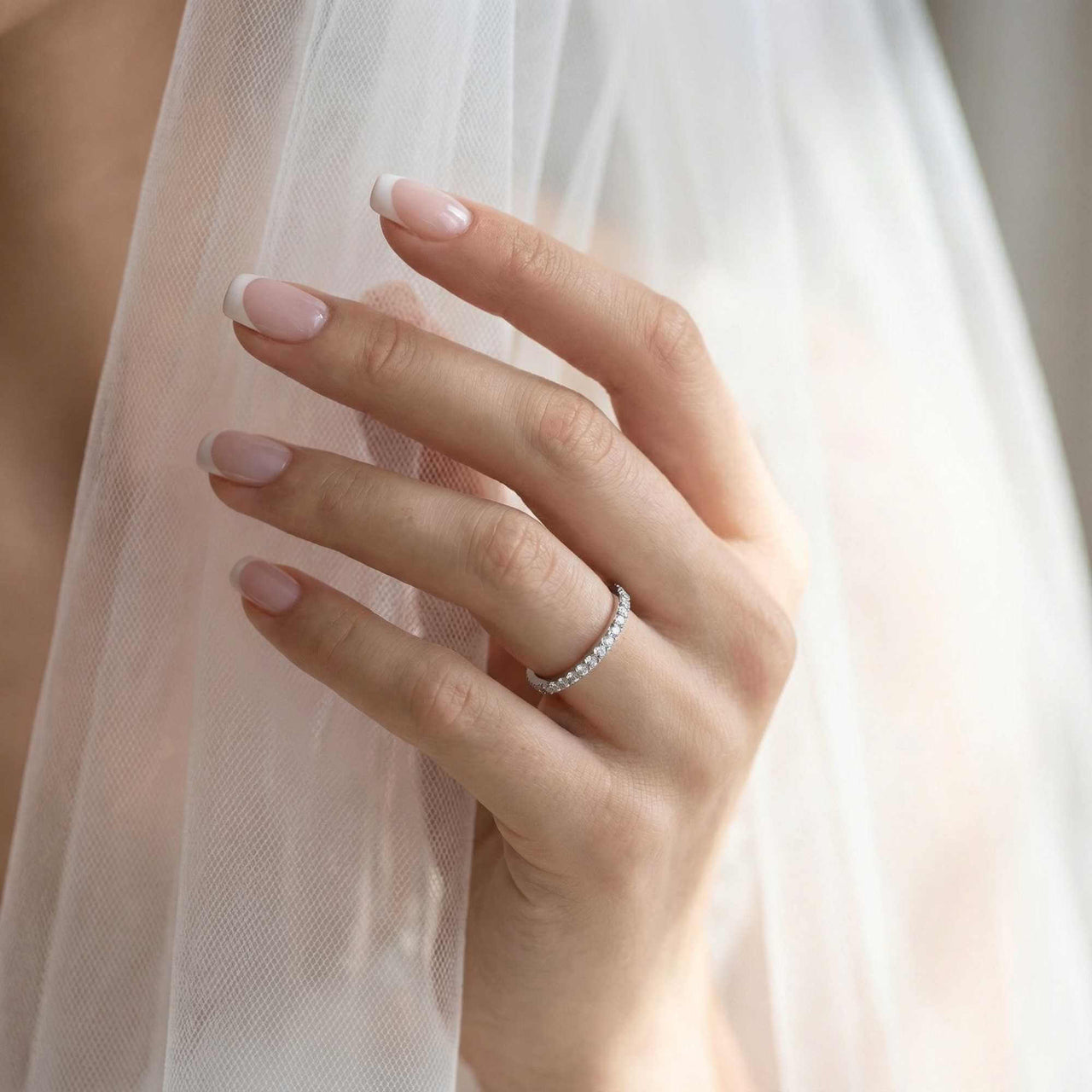 Ring Elegance met kristallen