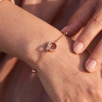 Thumbnail for Bracelet chiffres romains — gros plan sur les détails, or rose | SKU: 25535339-rose-gold