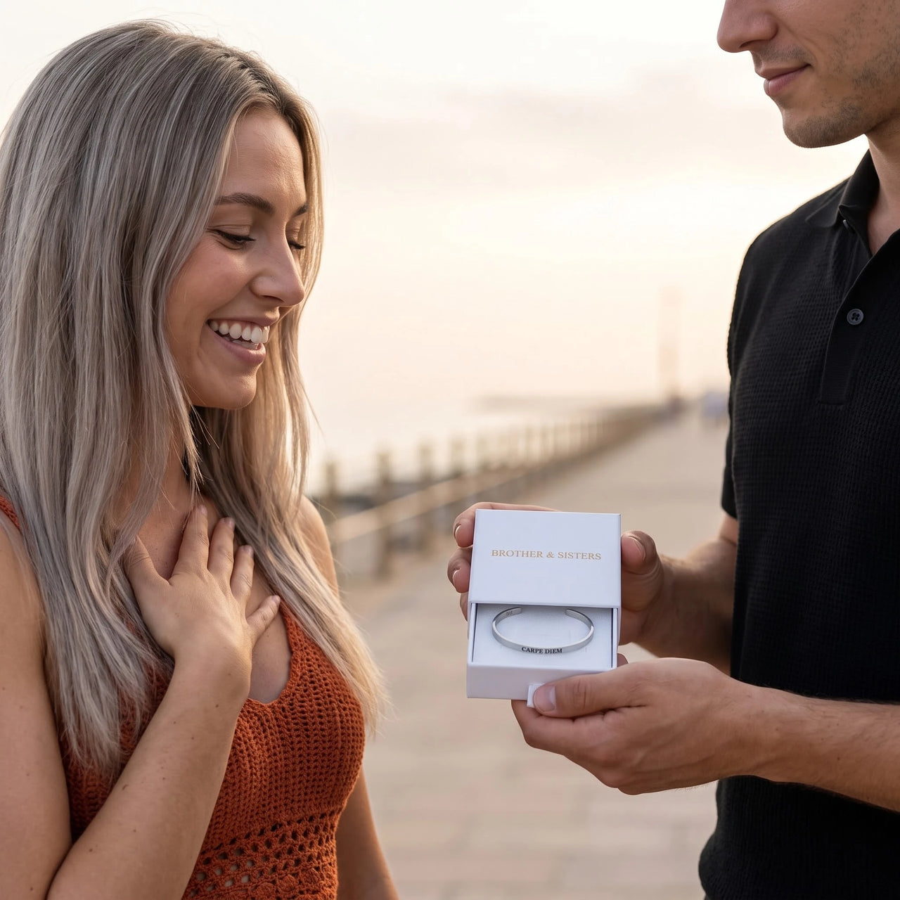 Armband met tekst — cadeau gegeven, zilver | SKU: cp-rg