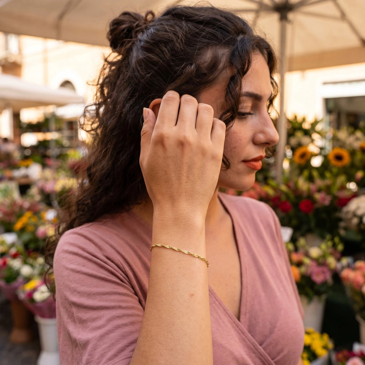 Armband dames — gedragen in het dagelijks leven, goud | SKU: lafinesse