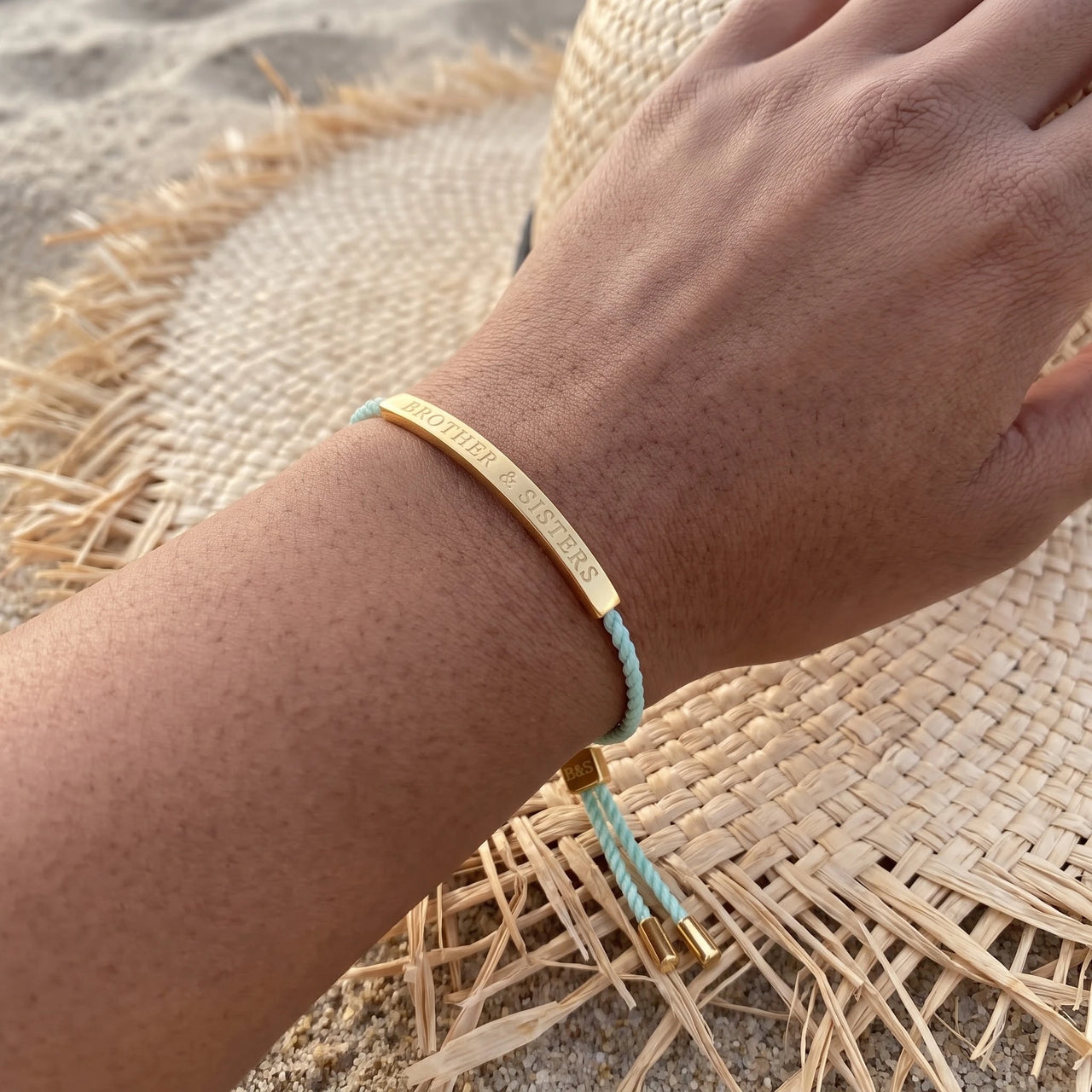 Bracelet tressé — photo portée, taille réelle, or | SKU: lamenthe-g