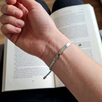 Thumbnail for Bracelet fil — photo portée, taille réelle, argent | SKU: lamenthe-wg