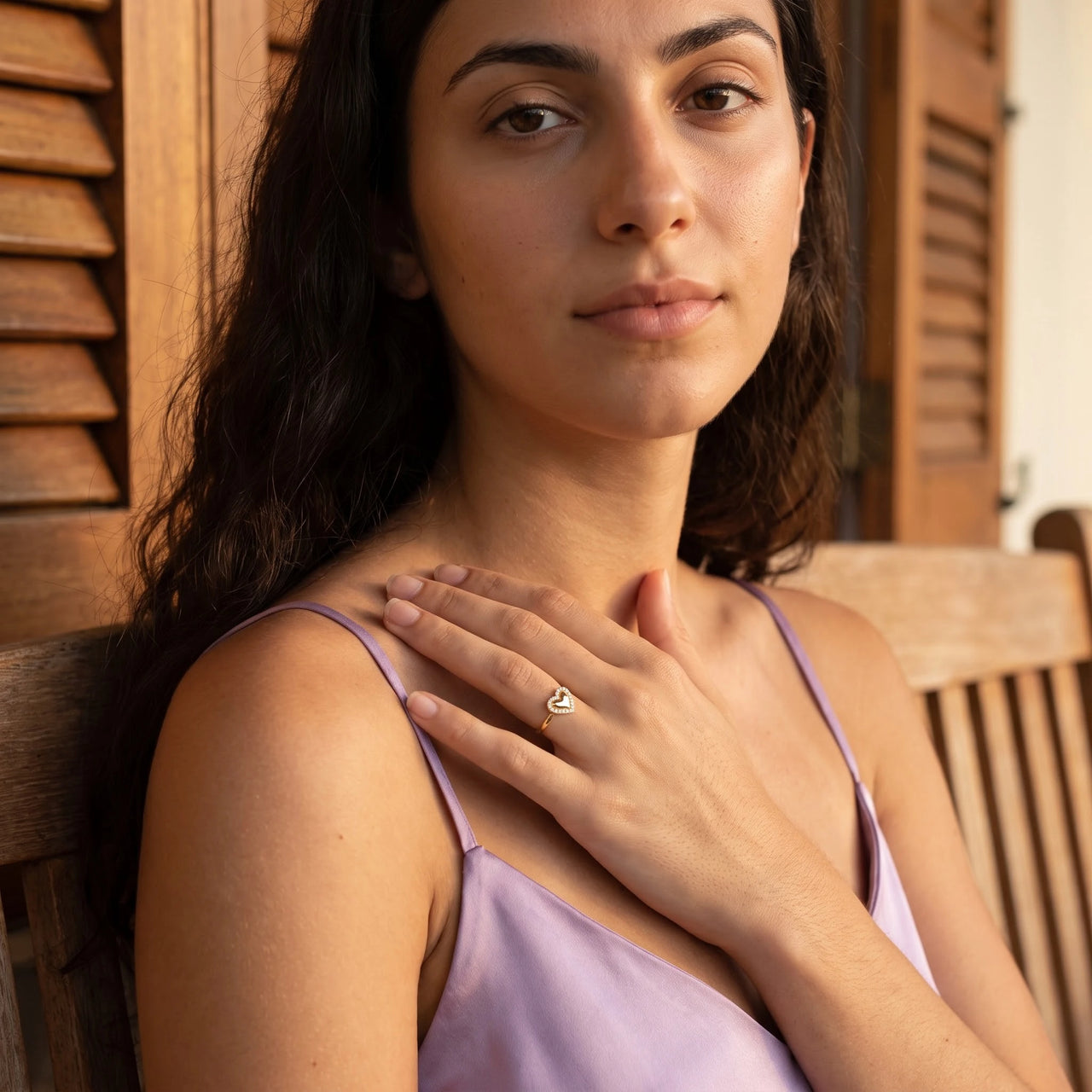 Hartjes ring — gedragen in het dagelijks leven, goud | SKU: lecoeur