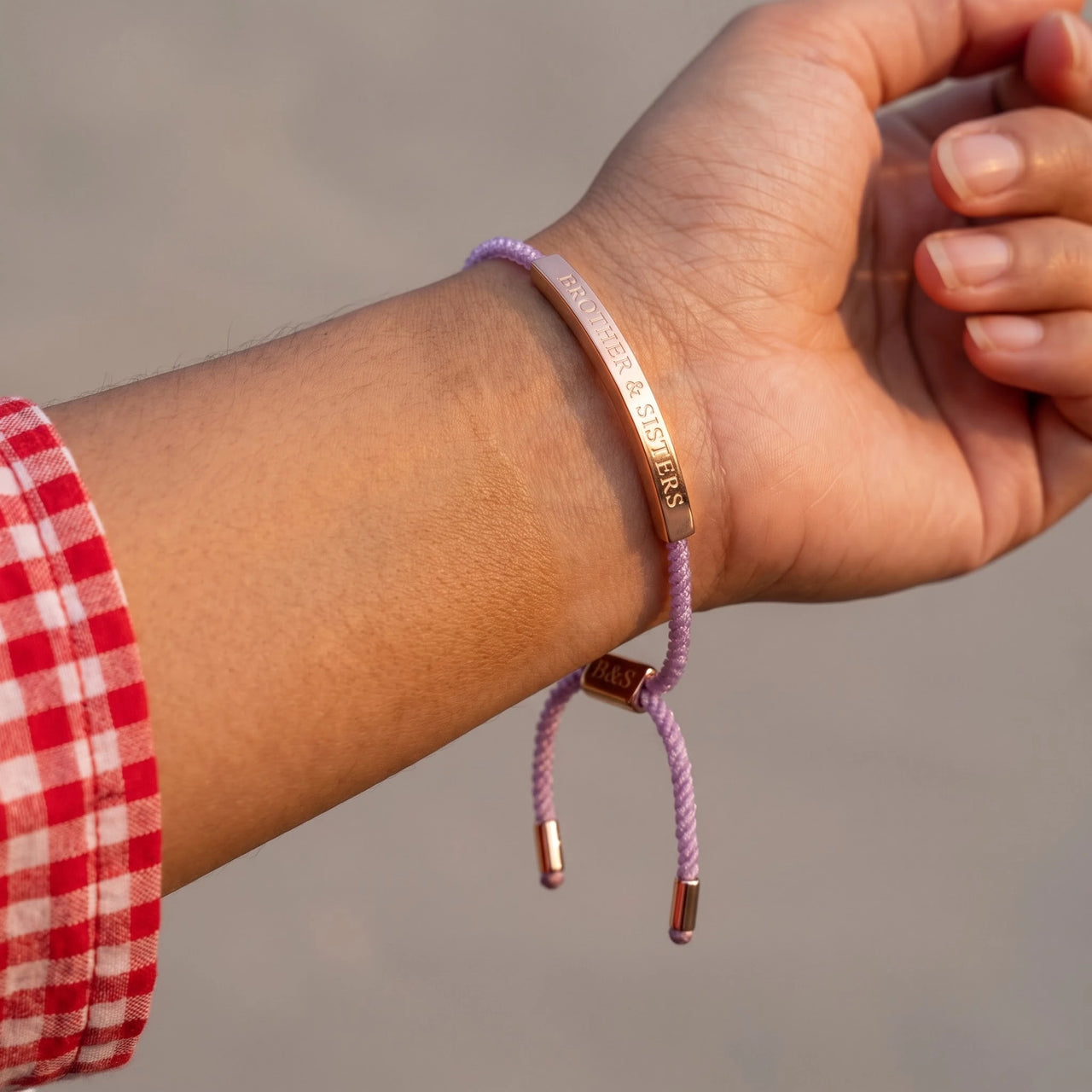 Bracelet cordon — gros plan sur les détails, or rose | SKU: lemauve-rg