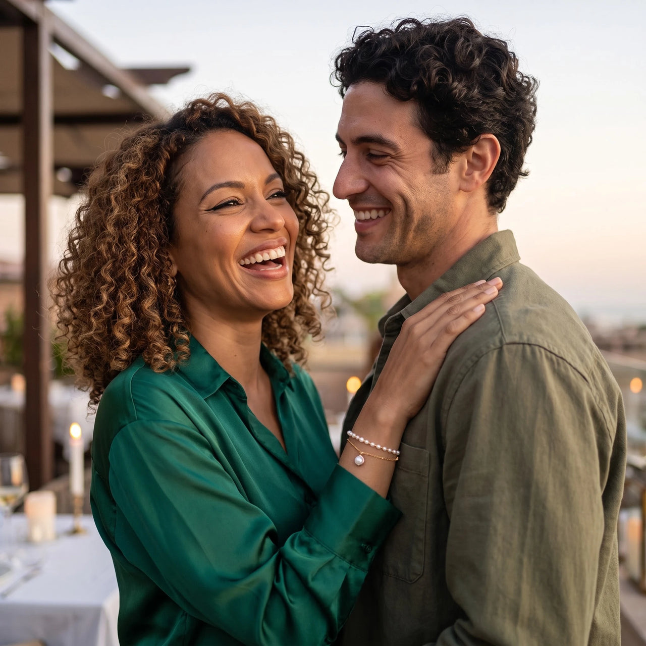 Bracelet perles — photo en couple, or | SKU: l-epure