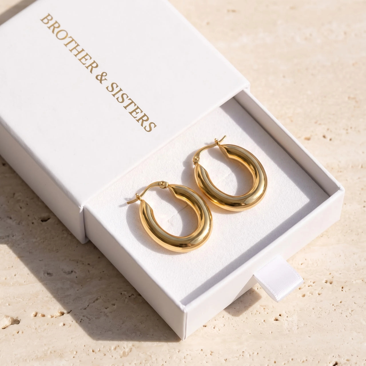 Oorringen goud — in de cadeaudoos, goud | SKU: lesbrillantes
