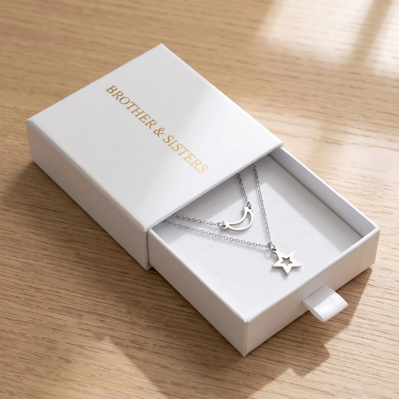 Maan en ster — in de cadeaudoos, zilver | SKU: letoile-wg