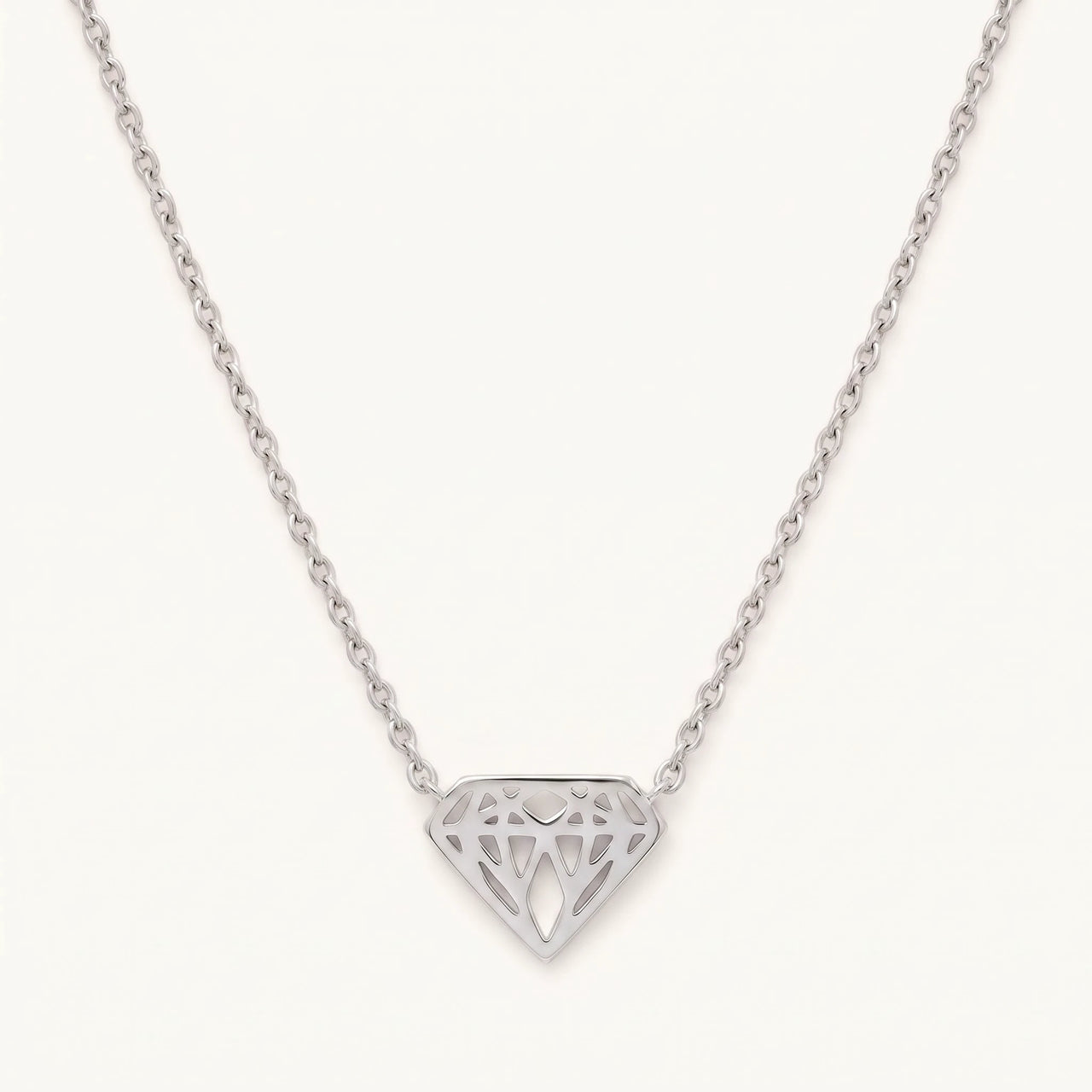 Collier géométrique — photo produit sur fond blanc, argent | SKU: 12791388-white-gold