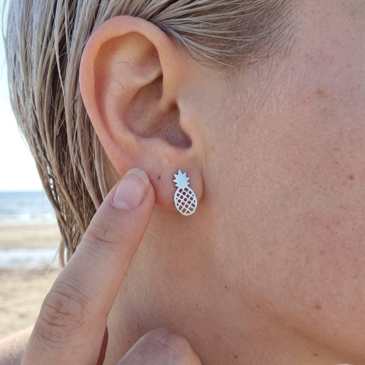 Bijoux acier inoxydable — photo portée, taille réelle, argent | SKU: 437186-silver-plated