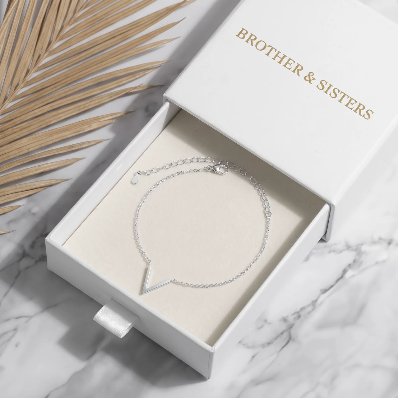 Bracelet acier inoxydable femme — dans l'écrin cadeau, argent | SKU: 9443177-white-gold