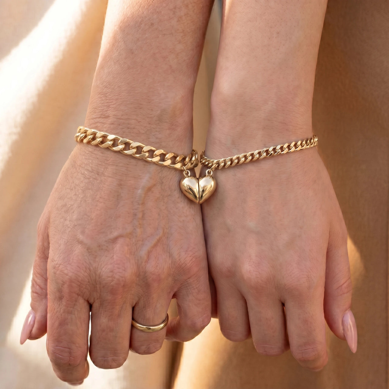 Magnetic Heart Bond Matching Bracelet Set 1