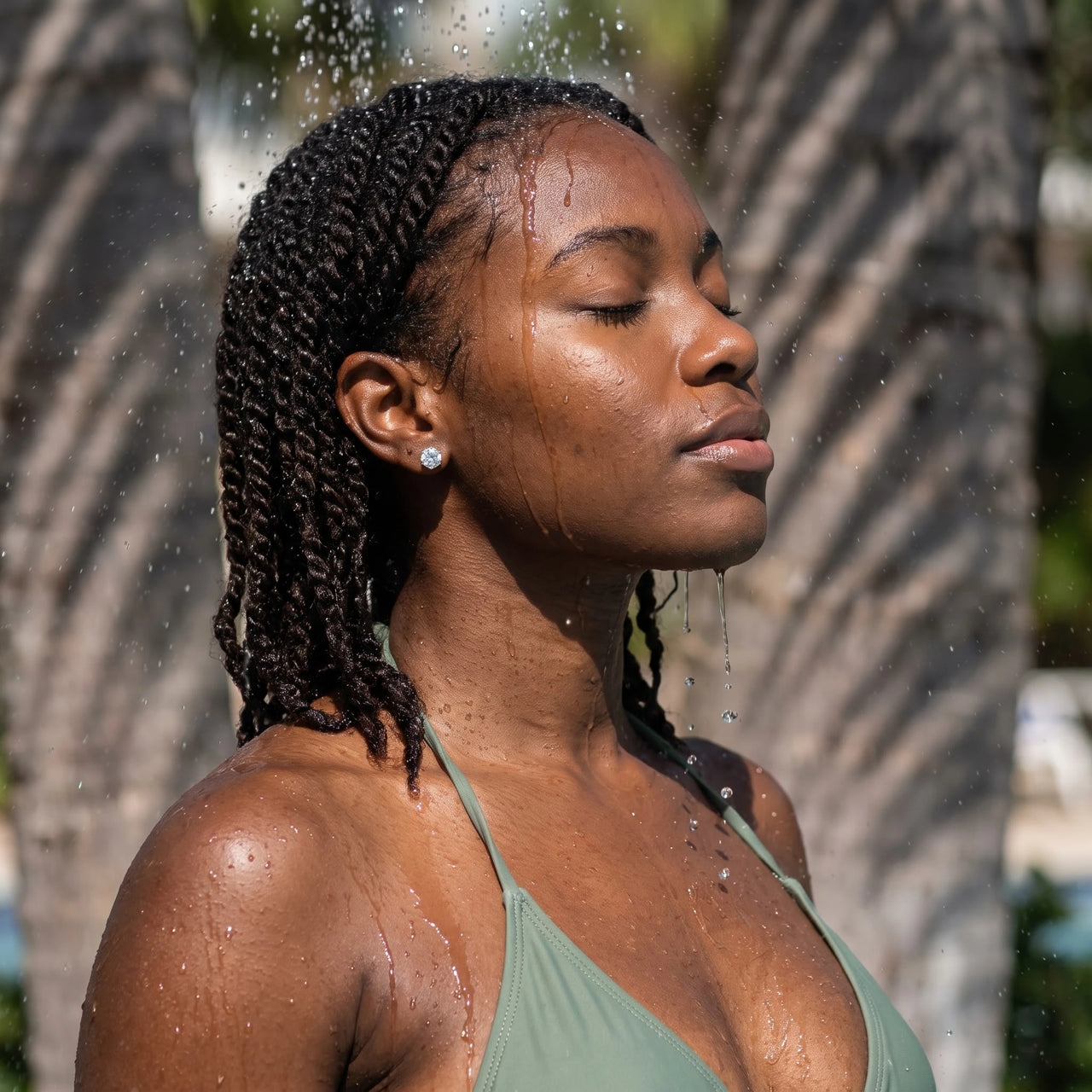 Puces d'oreilles — photo portée sous la douche, waterproof, argent | SKU: 5056659