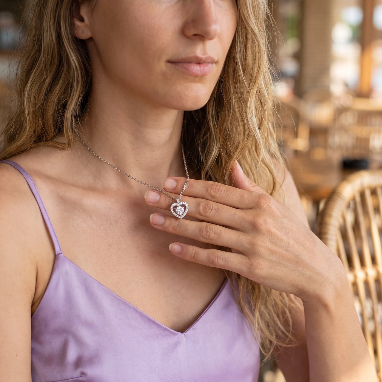 Ketting met hanger — gedragen in het dagelijks leven, zilver | SKU: 505744