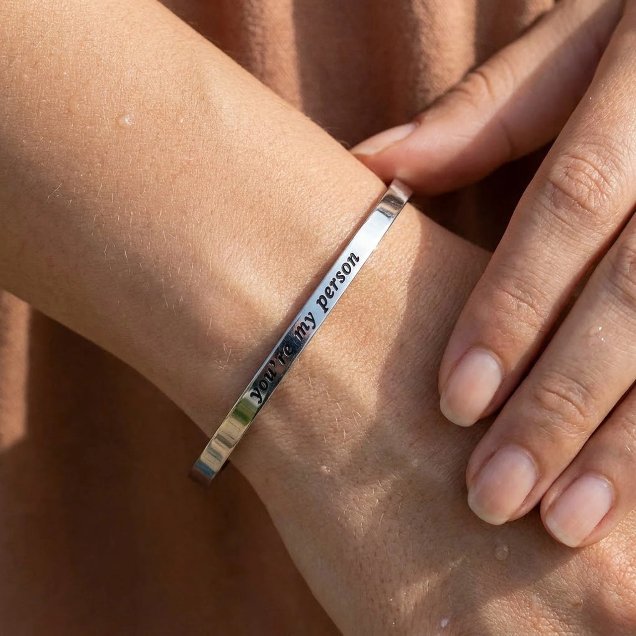 Waterproof sieraden — close-up van de details, zilver | SKU: 8174603-silver-color
