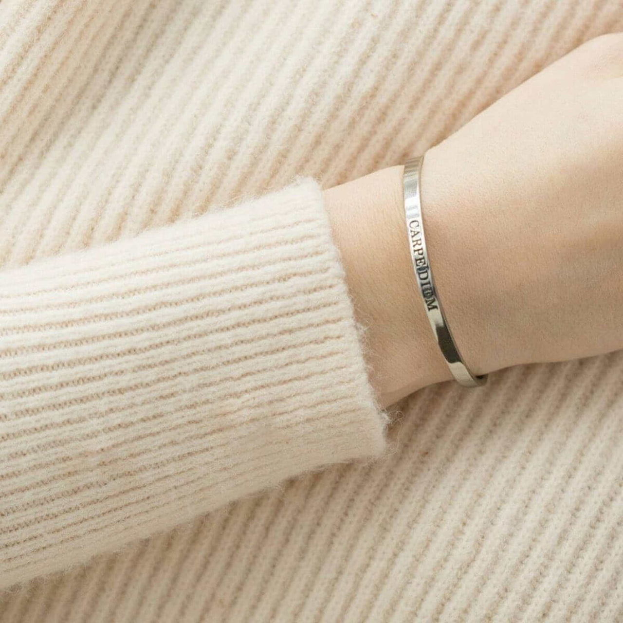 Carpe Diem - Mantra Bracelet - Quote Bracelet - Woman Bracelet Bracelet Brother & Sisters